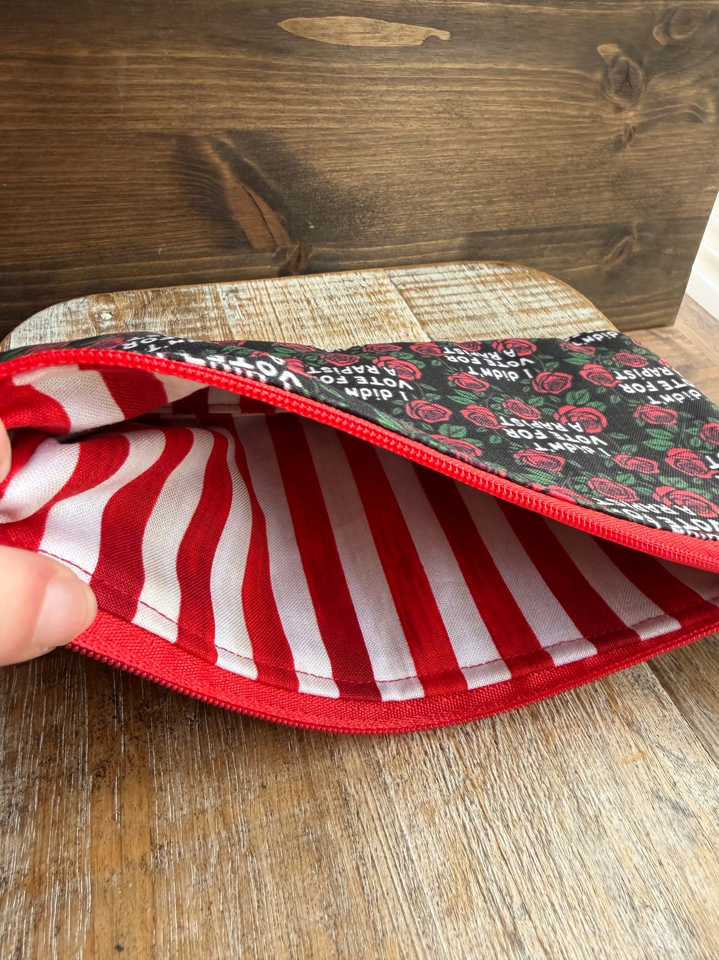 I Didn’t Vote for a Rapist Roses Wristlet Wallet Zipper Pouch