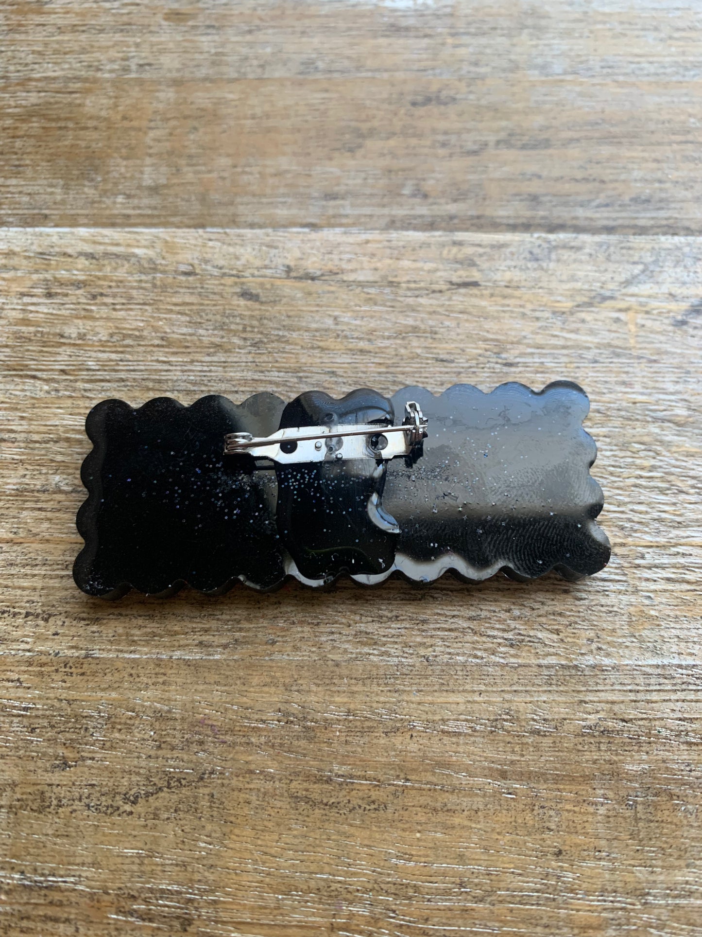 As-Is Fuck Ice Bloody Gothic Glitter Pin Brooch Resin Anti Ice Protest Statement Pin Hand-Painted