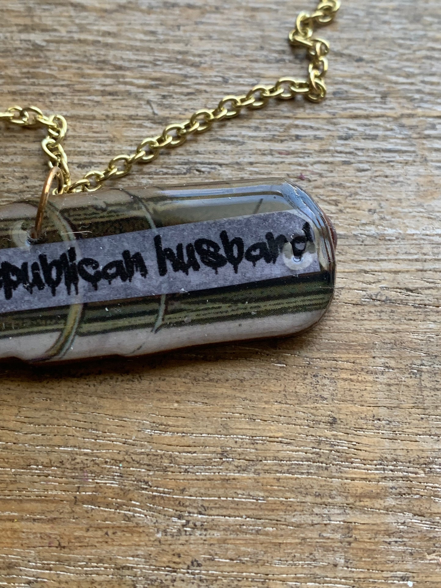 As-Is Divorce Your Republican Husband Pink Lipstick Gold Tone Necklace