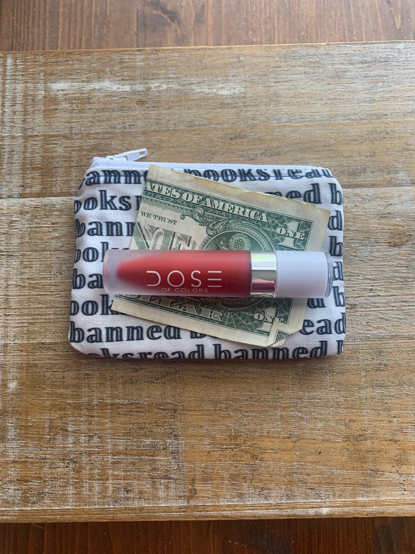 Read Banned Books White & Black Anti Fascist Coin Purse Zipper Bag
