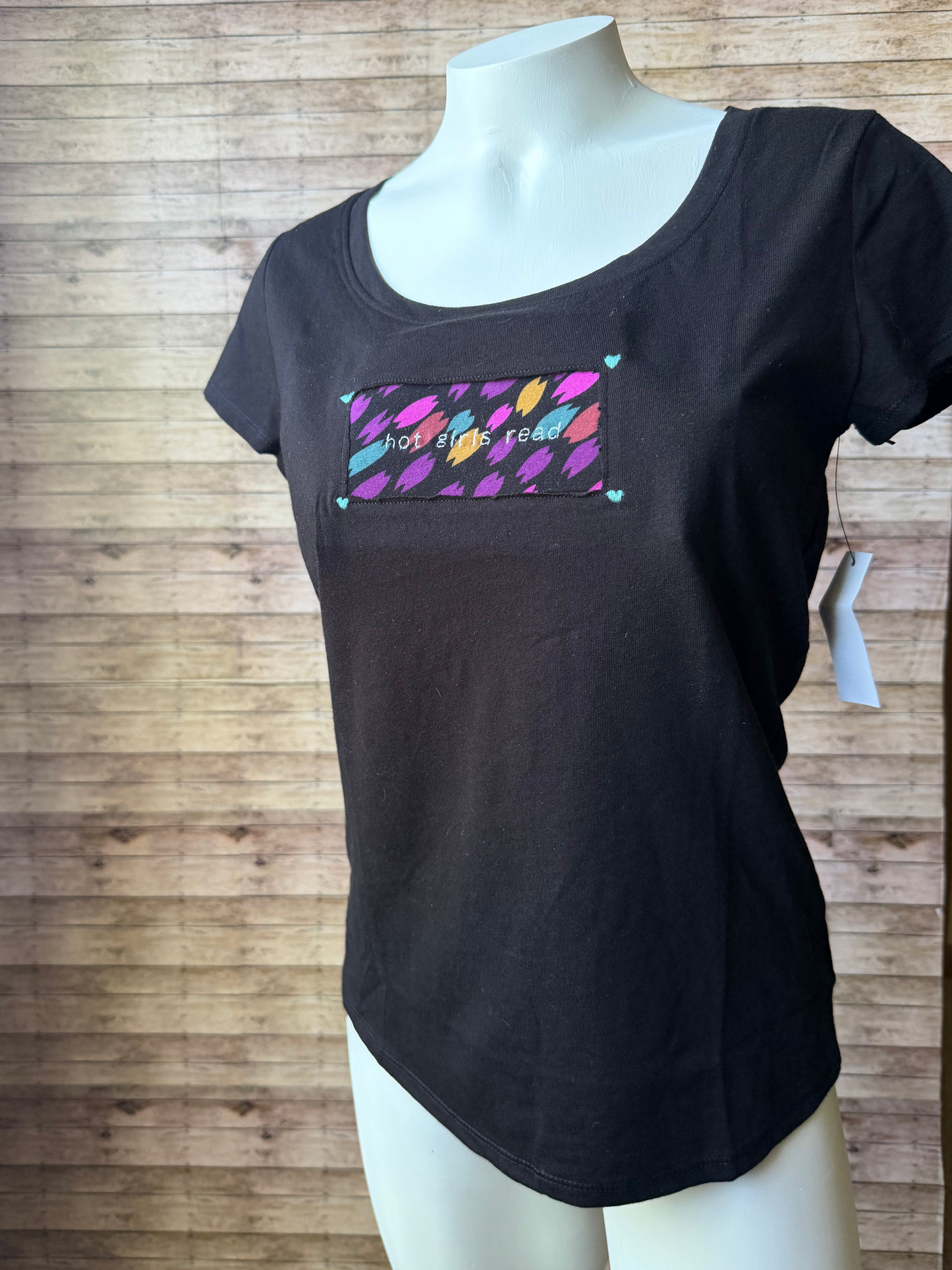 Hot Girls Read Reclaimed Upcycled T Shirt Size M with Matching Twist Headband Womens Bundle