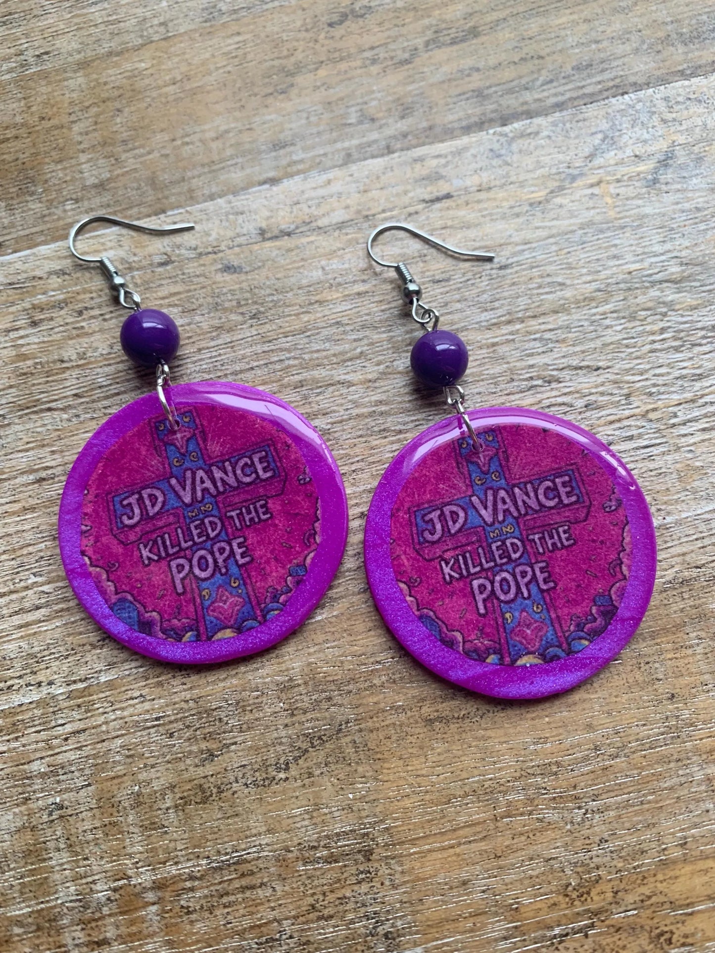 JD Vance Killed the Pope Earrings Art Deco Purple Liberal Ear Hangers Anti Trump Vance Democrat Clip On Earrings Tunnel Gauge Earrings