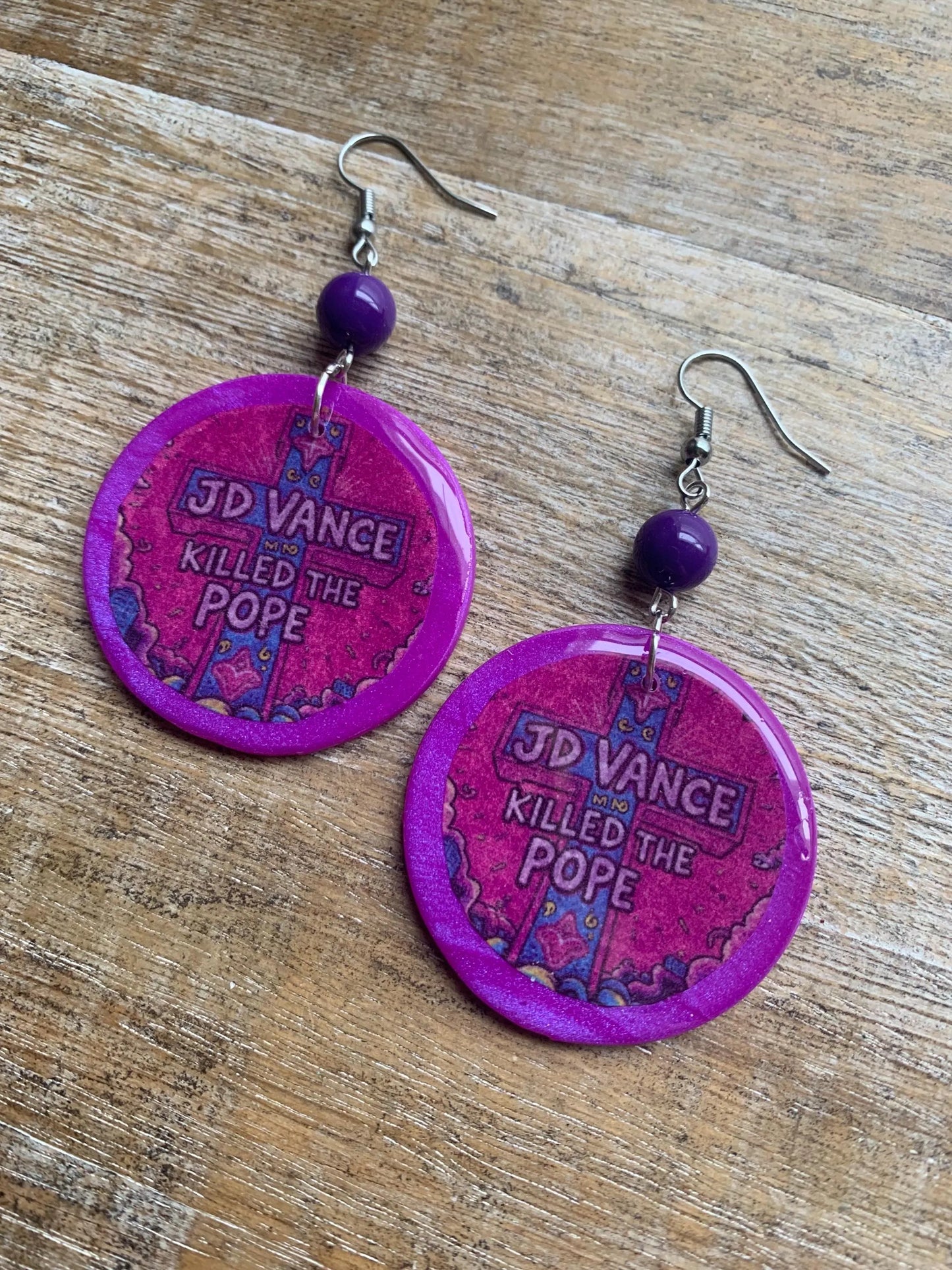 JD Vance Killed the Pope Earrings Art Deco Purple Liberal Ear Hangers Anti Trump Vance Democrat Clip On Earrings Tunnel Gauge Earrings