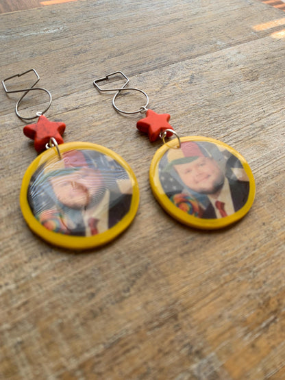 JD Vance Meme Tunnel Gauge Earrings Art Deco Liberal Ear Hangers Kidcore Lollipop JD Vance Funny Meme Yellow Democrat Clip On Earrings