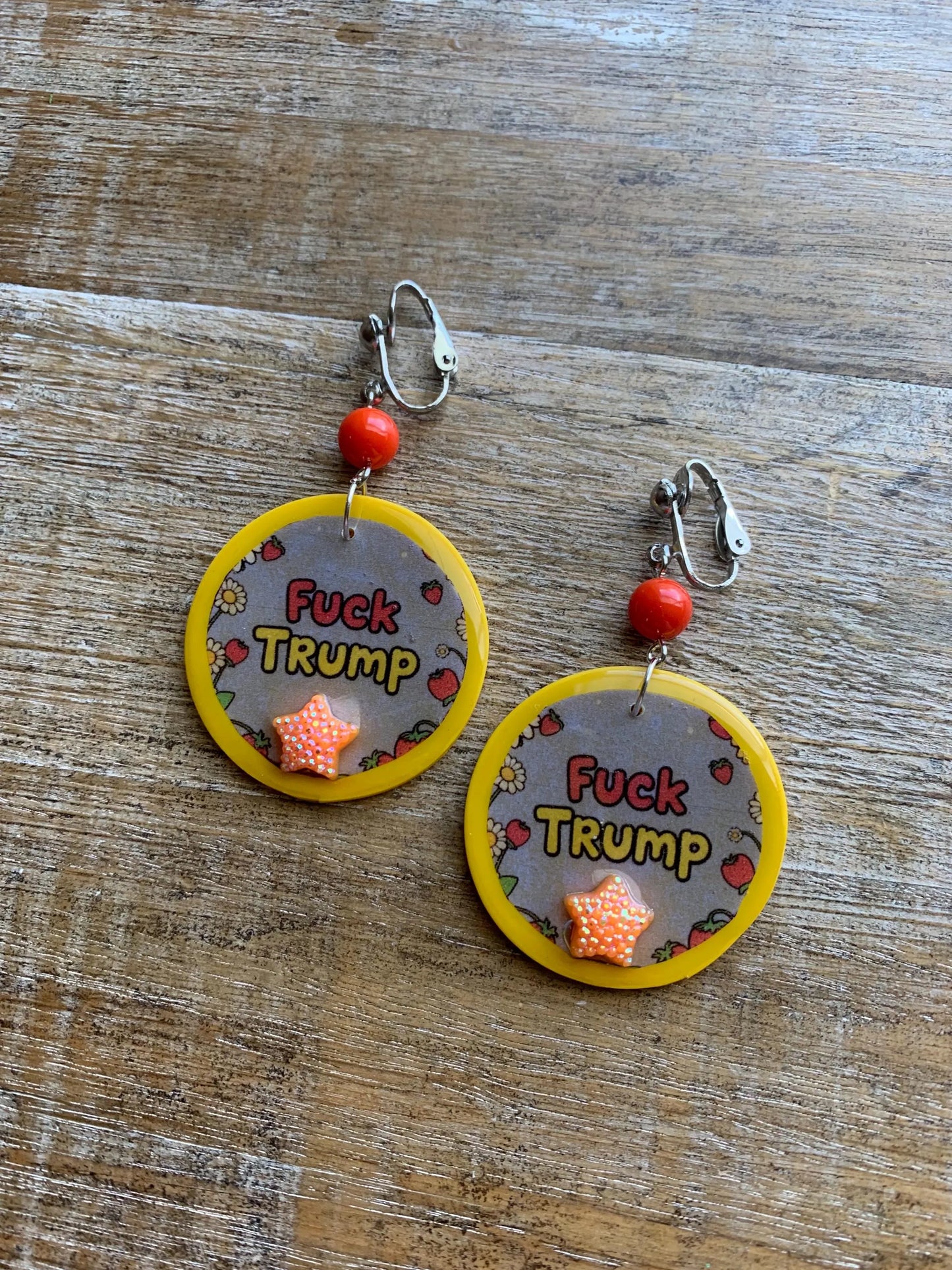 Anti Trump Clip On Earrings Clay Protest Fuck Trump Activist Fruit Star Liberal Earrings Punk FDT Anti Authoritarian Govt Ear Hangers